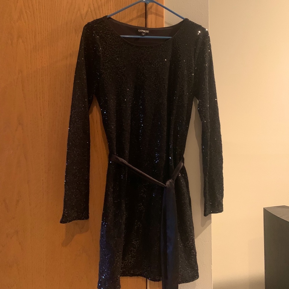 Express Sz M all sequined black dress w/tie sash